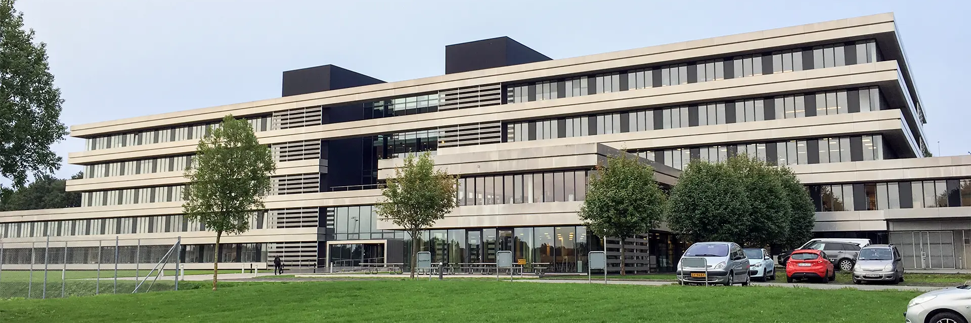 Børn og Unge på Grøndalsvej 2 Børn og Unge på Grøndalsvej 2